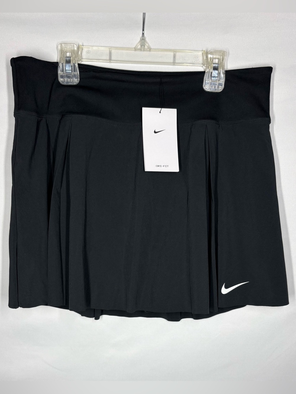 NWT Nike Black Tennis Skirt Skort. Dri-FIT. Standard Fit & Short Length. Large